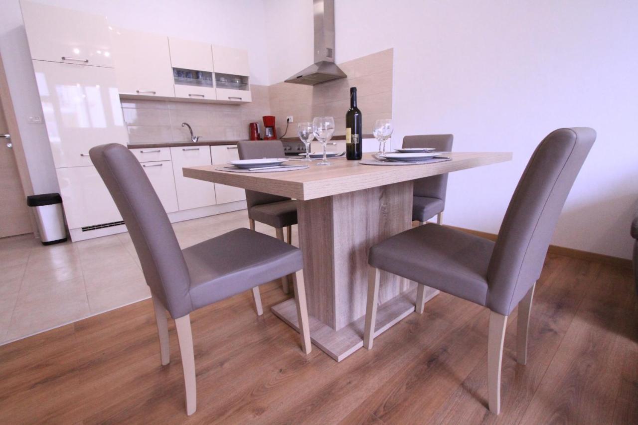 Apartman Darija 珀德垂那 外观 照片